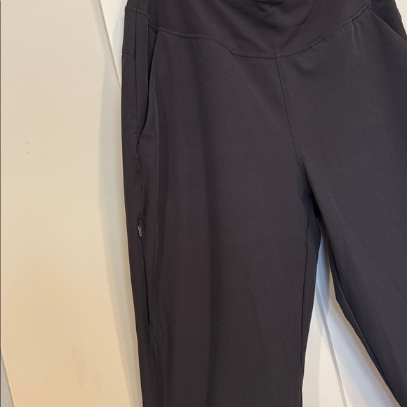 Women’s Patagonia Hiking Pants - Picture 3 of 6